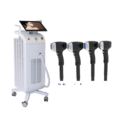 755 808 1064 آلة إزالة الشعر بالديود الليزري الطبي الموافقة على CE السرعة السريعة