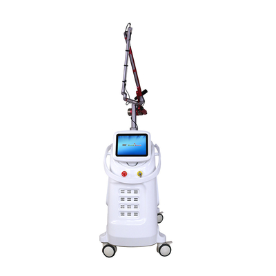 1064nm 532nm 755nm آلة الليزر بيكوسكوند إزالة الوشم / إزالة الشعر