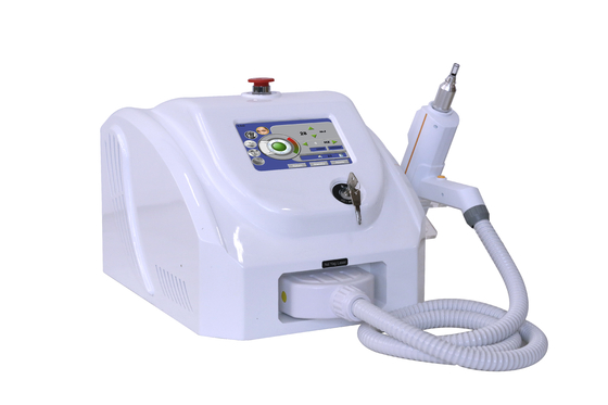 3 في 1 Q Switch ND Yag Laser Machine إزالة الوشم خدمات OEM ODM