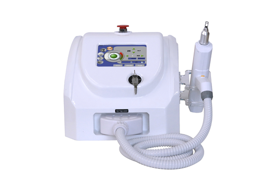 3 في 1 Q Switch ND Yag Laser Machine إزالة الوشم خدمات OEM ODM